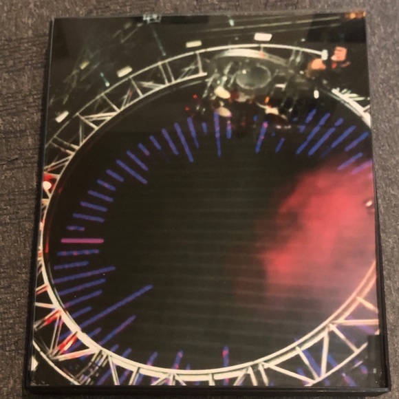 TOMMY LEE-MOTLEY CRUE Drum Carousel Photo 8X10 Framed Photo - Picture 1 of 5